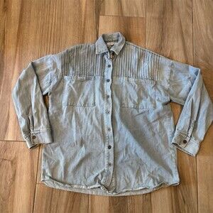 White Birch Shacket Womens Size M Light Wash Denim Button-Front Blue